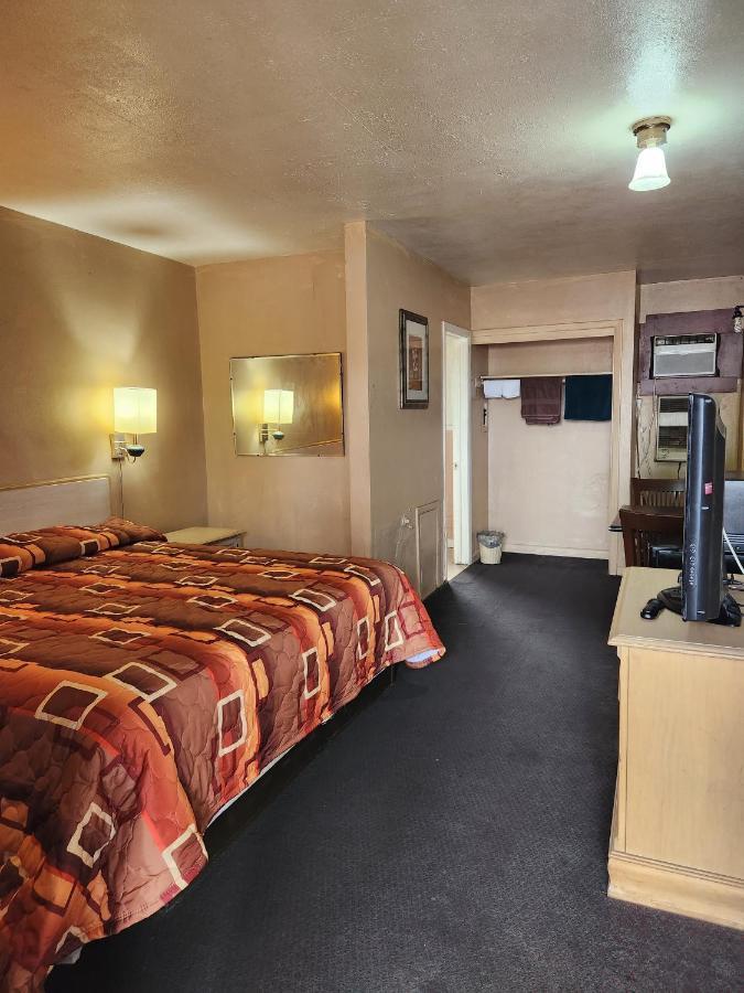 Econo Inn Клируотер Экстерьер фото